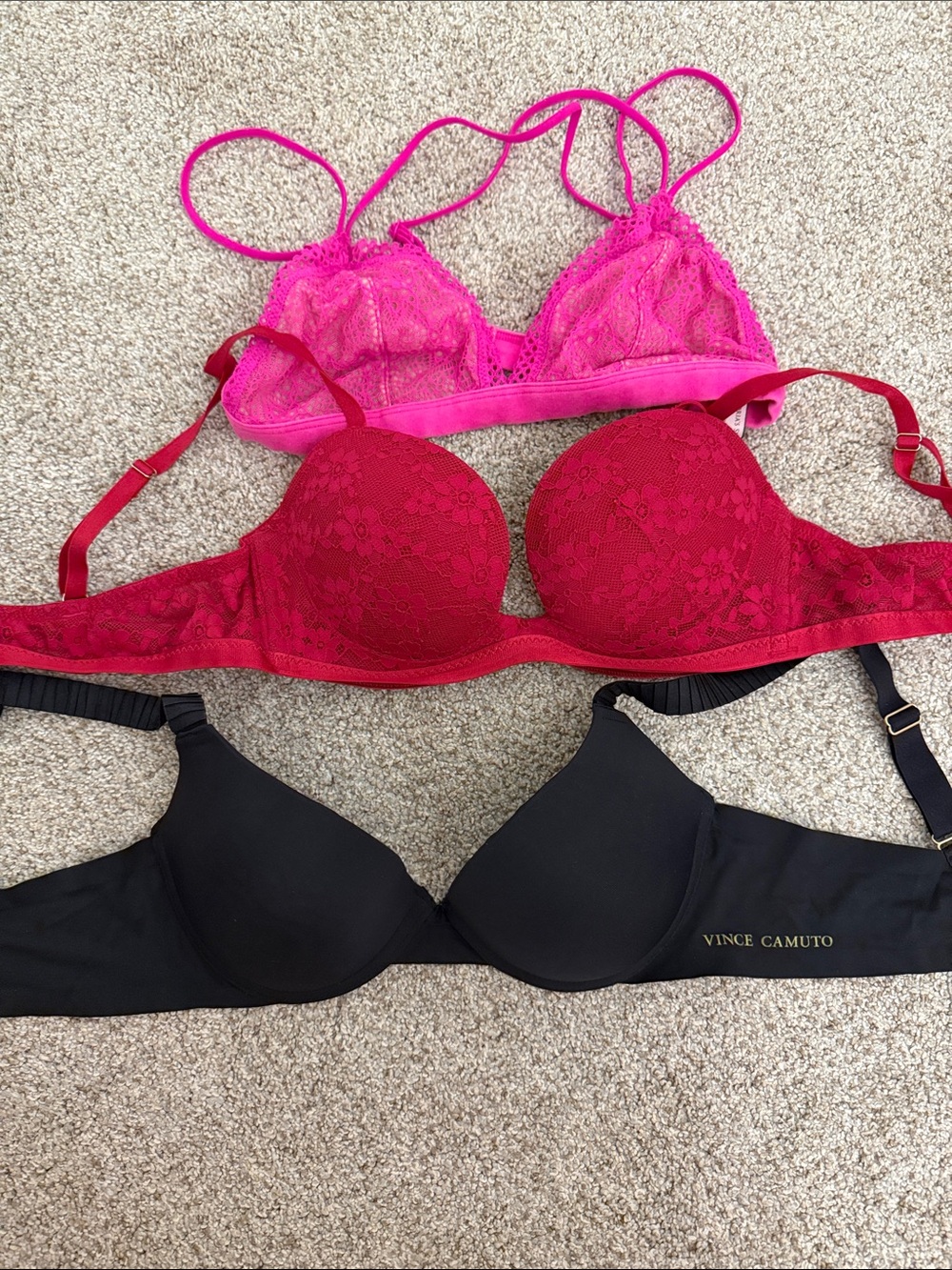 1 Vince Camuto & 2 Victoria Secret’s Bra Seamless Underwire T-Shirt Bra